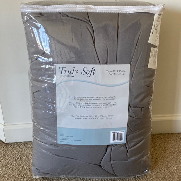 Twin XL 2 piece comforter set; gray - Picture 6 of 6